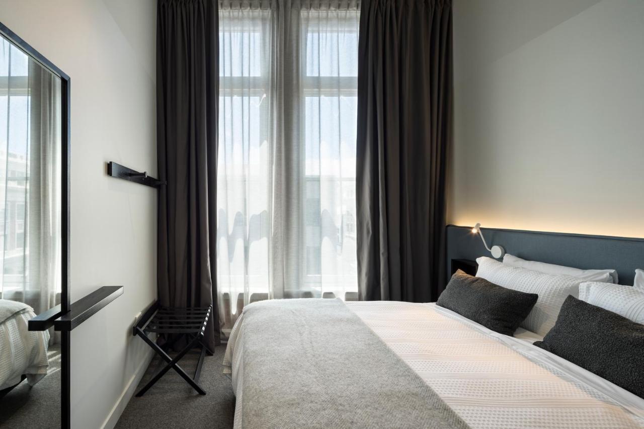 The Chamberson Hotel Dunedin Exterior foto A room at the hotel